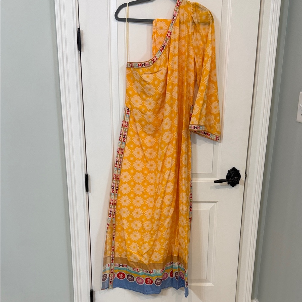 Anna Cate Mika Maxi